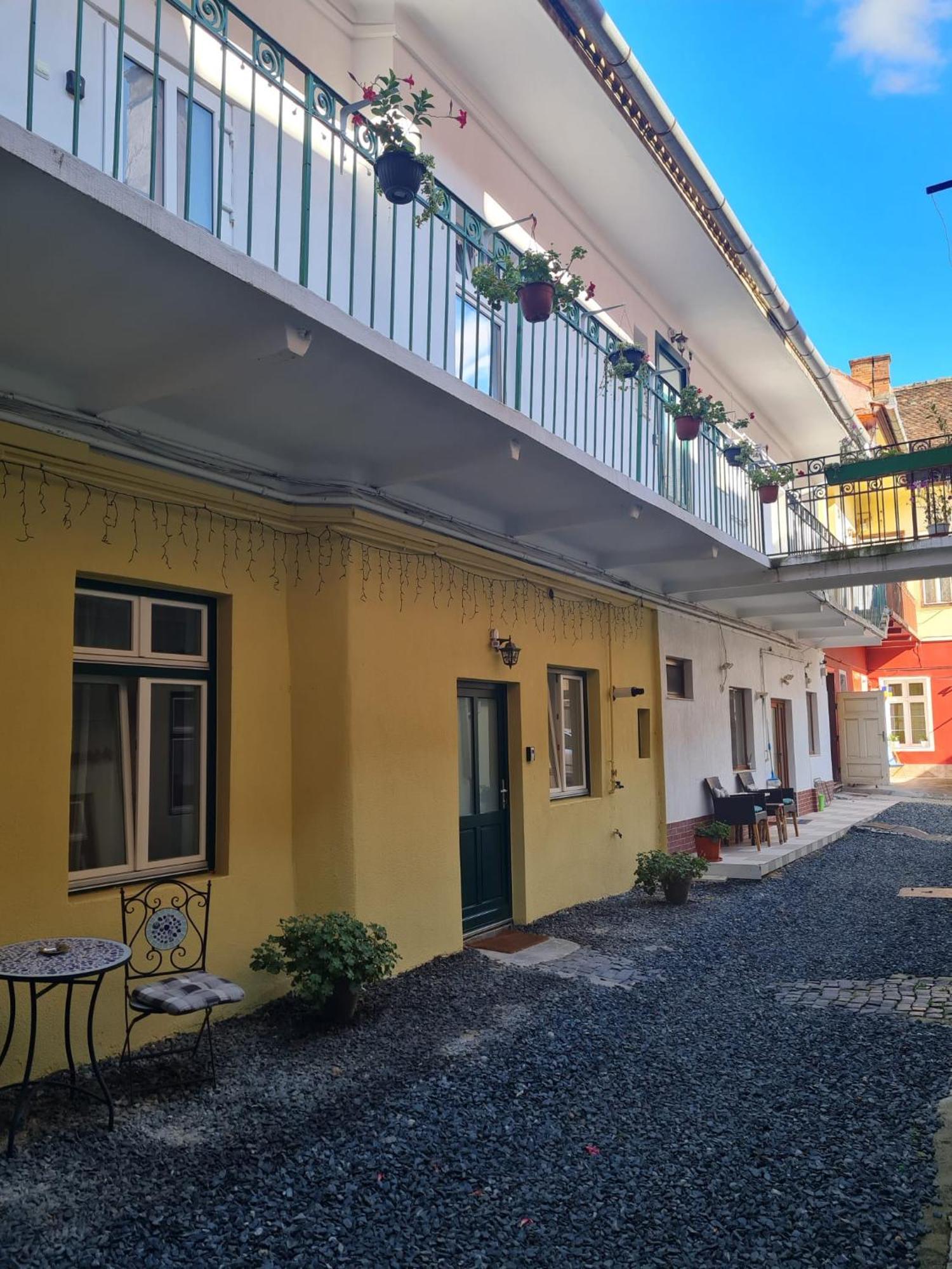 Apartament Central V&P Sibiu Exterior photo
